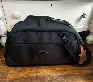 Sleepypod Air In-Cabin Airline and Travel Car Seat Pet Carrier - Jet Black